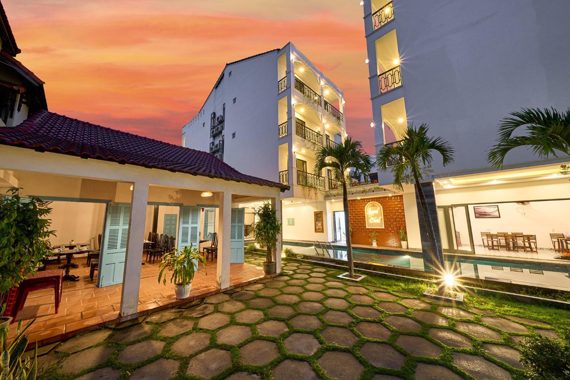 Hoi An Legend Charm Boutique Hotel Екстериор снимка